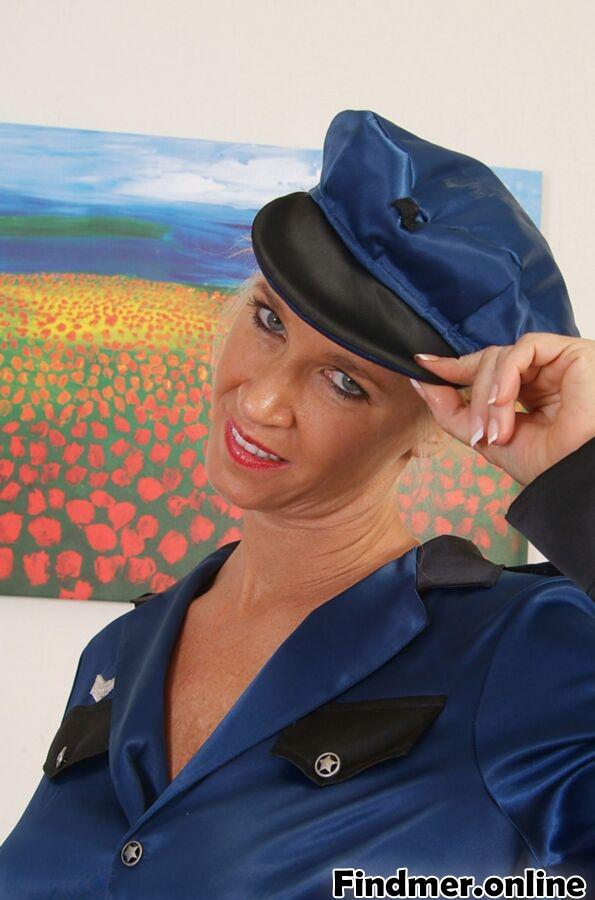 Totally Tabitha – why doesn&#t my Post person look like this? #WDLEoZlh