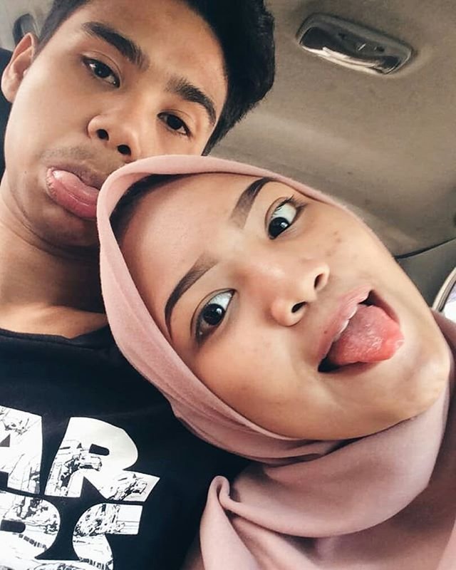 Aina azlan #H3IkJs3E
